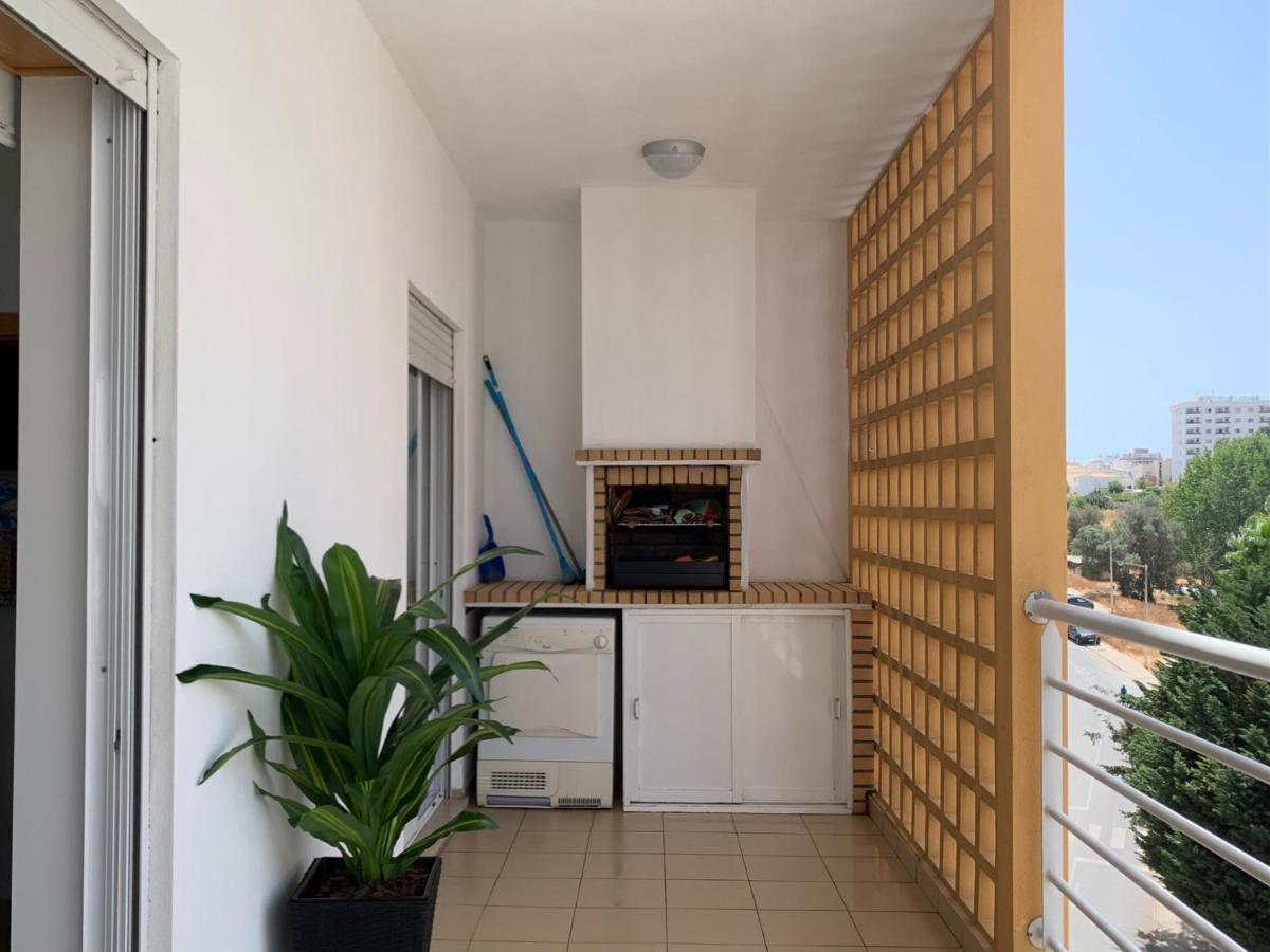 Convistaapartment With Pool بورتيماو المظهر الخارجي الصورة